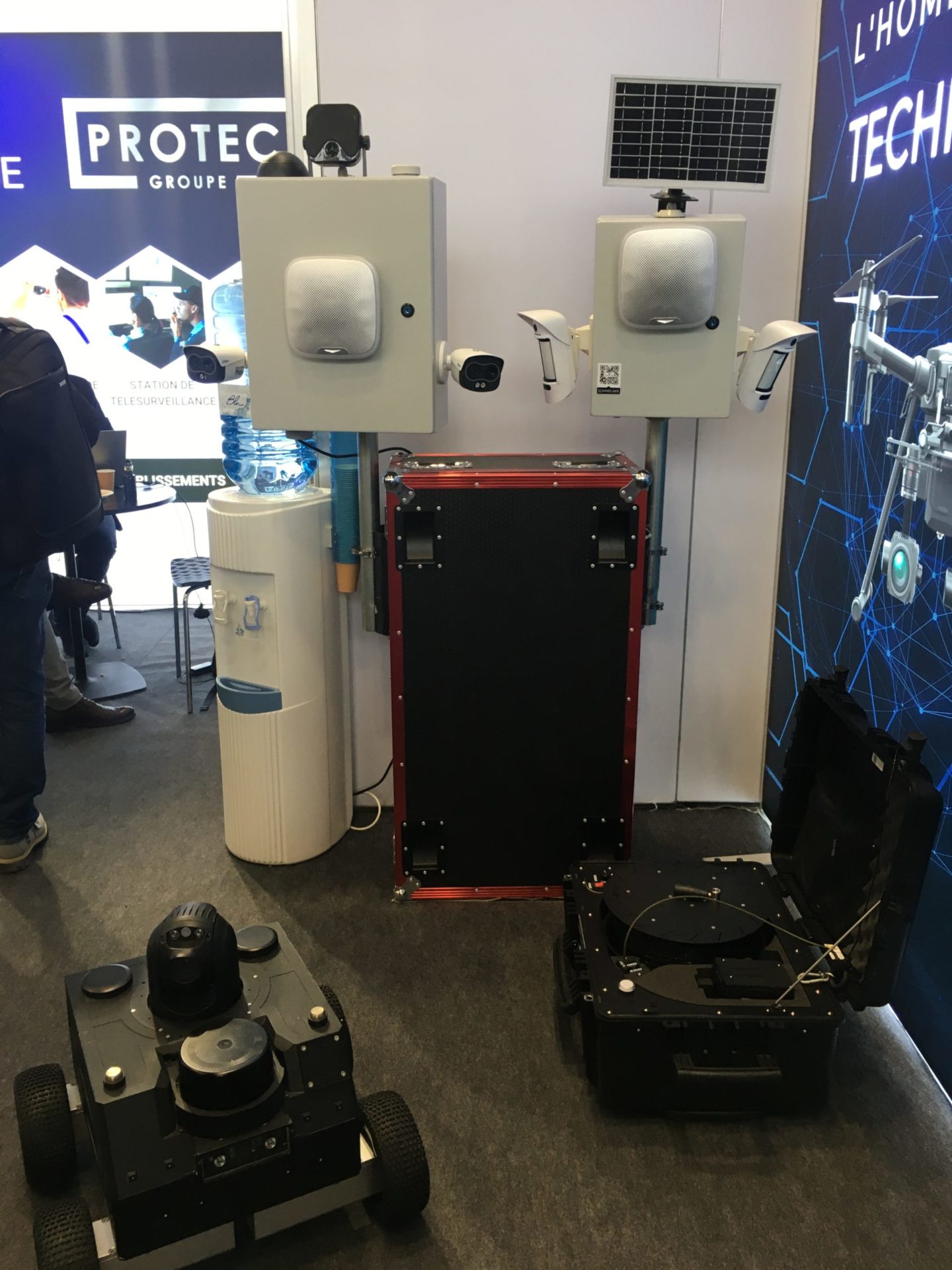 robot de surveillance